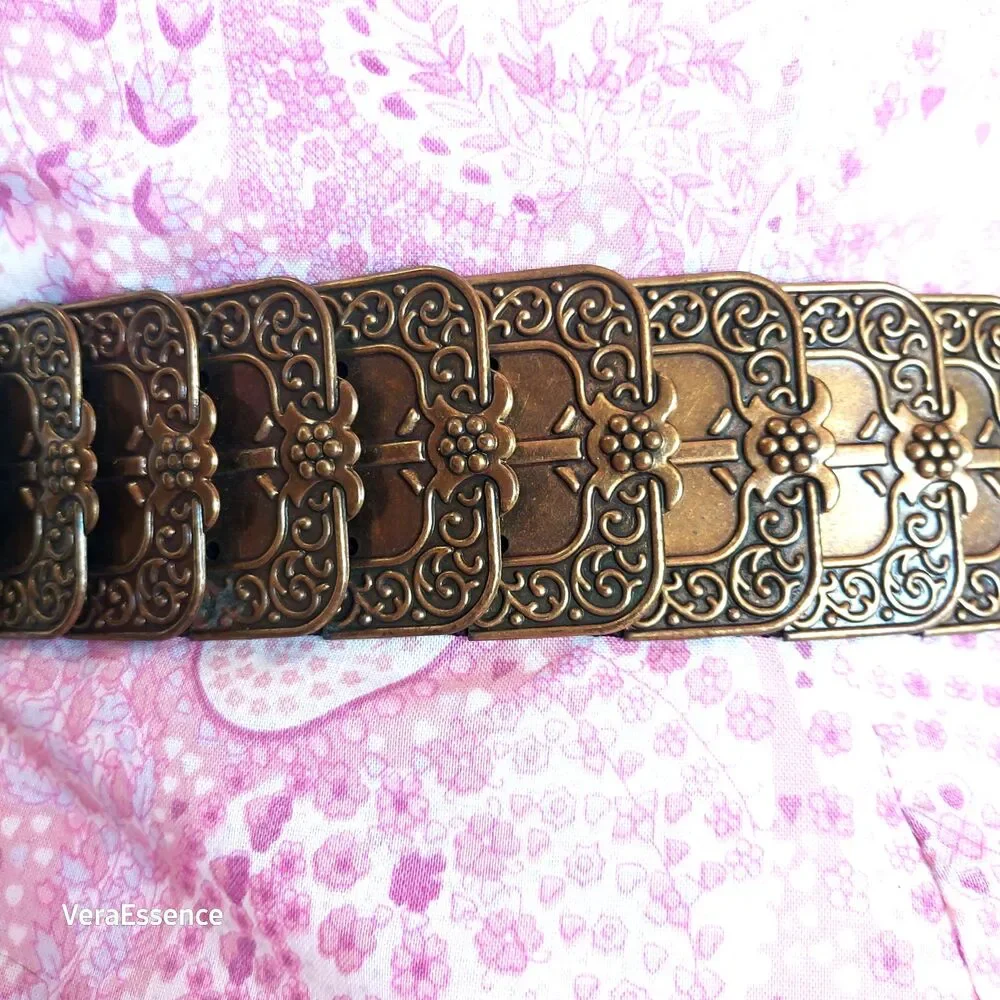 VINTAGE METAL SCALLOPED ELASTIC BELT RHINESTONES FLOWER BUCKLE HANDCRAFTED